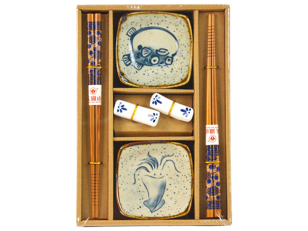 Tableware Japanese Style (With 2 chopsticks, 2 chopstick rests and 2 small plates)