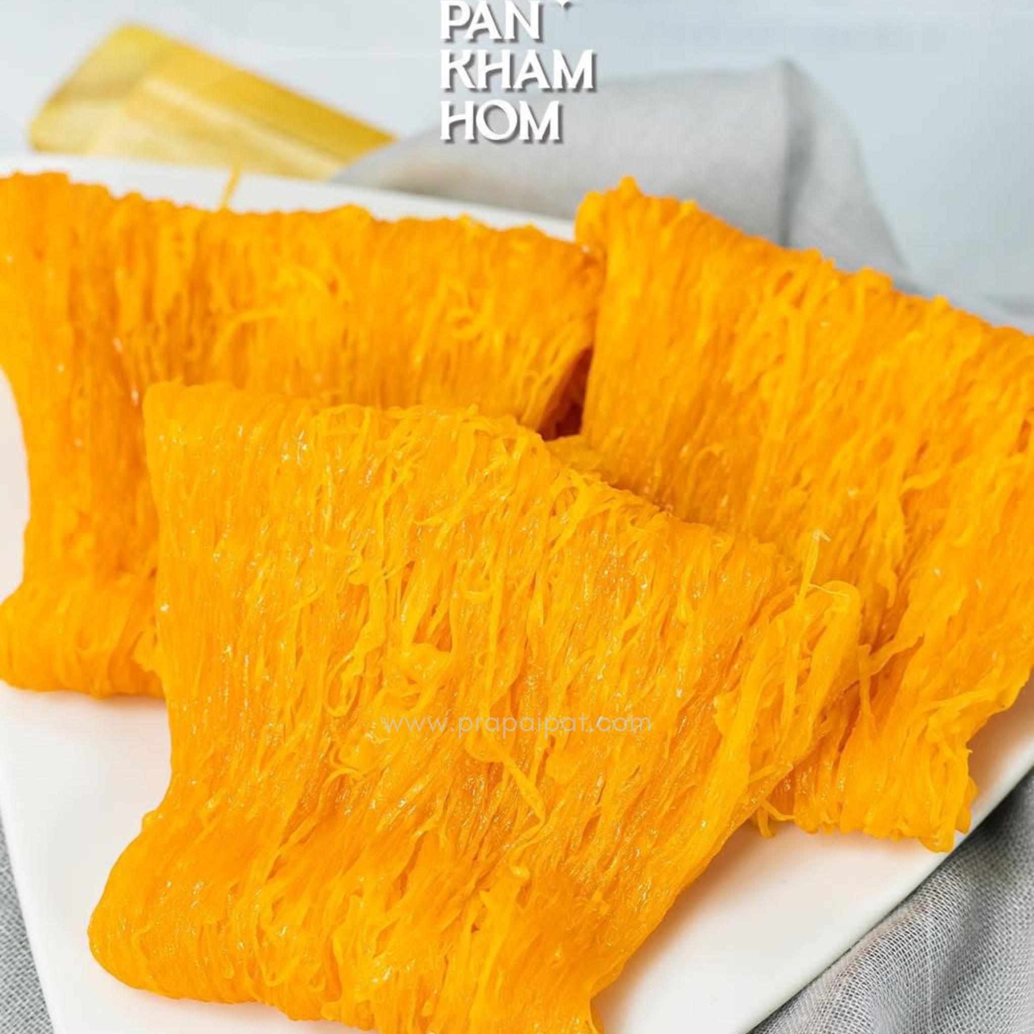 Goldene Fäden - Foi Thong (ฝอยทอง) - thailändisches Dessert aus gezuckerten Eigelb-Fäden