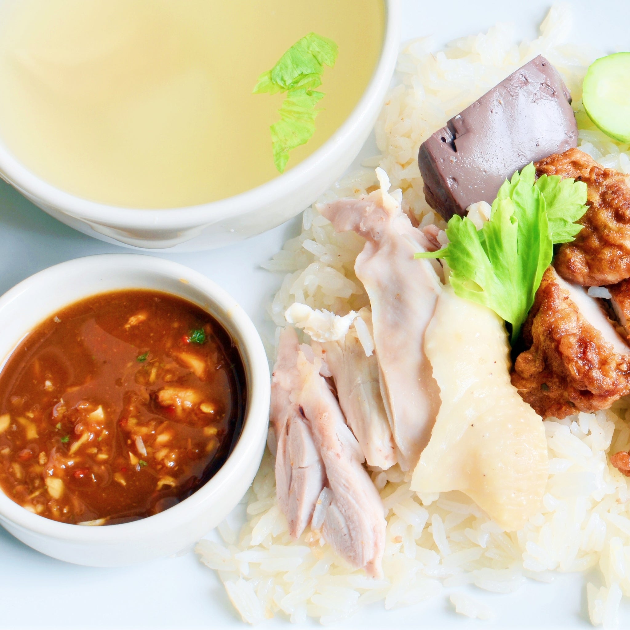 Dipsauce Sojabohnenpaste (Healthy Boy) Dek Som Boon 300 ml น้ำจิ้มข้าวมันไก่ ตราเด็กสมบูรณ์ เต้าเจี้ยว