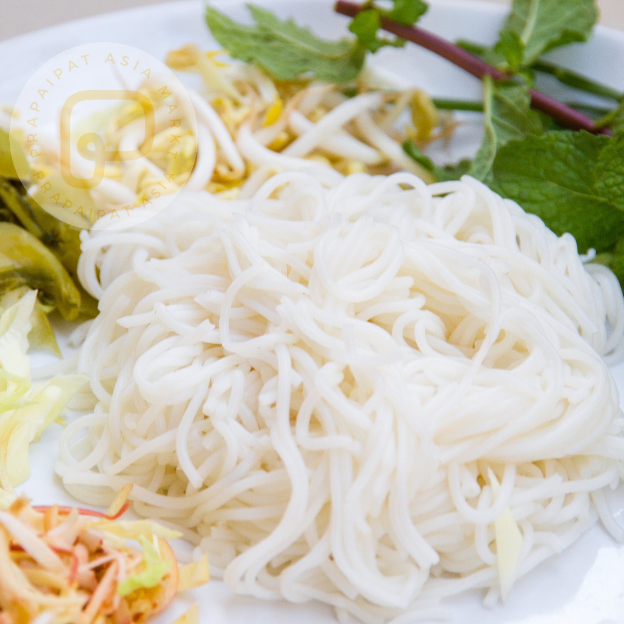 GIA BAO Rice Noodles (Bun Tuoi) 500 g เส้น ขนมจีน ตรากุหลาบ